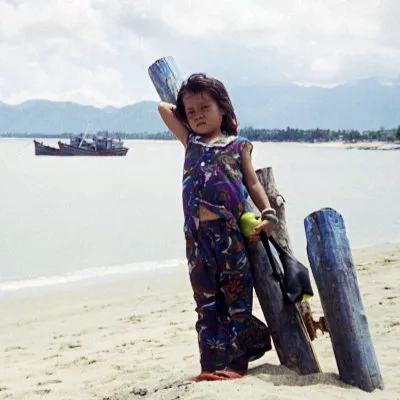 A girl who followed me around the beach, Nha Trang